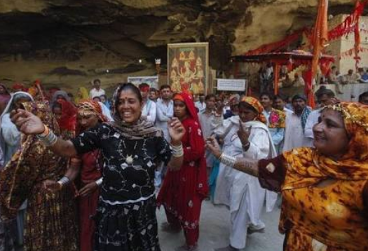 34 पाकिस्तानी अल्पसंख्यकों को दी गई भारतीय नागरिकता!