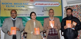 کشمیر کے ٹھوس اور ناقابل تسخیر ورثے کا کوئی متوازی نہیں: نیروپما کوترو