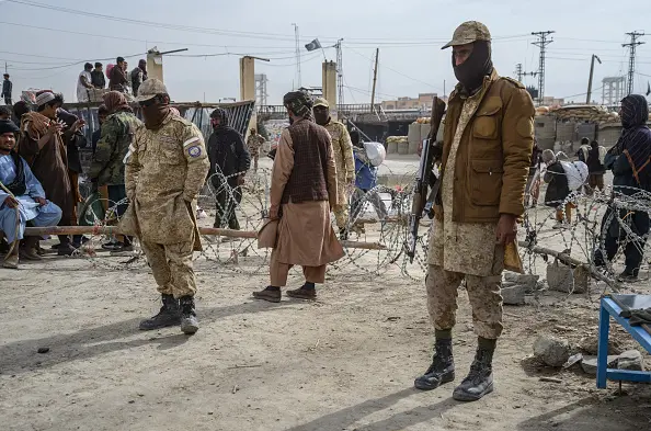 پاکستان کا افغان طالبان کے 36 اہلکاروں کو ہلاک کرنے کا دعویٰ، دو سکیورٹی اہلکاروں کی موت کی تصدیق