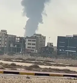 ایران کے عراق، بحرین اور عمان میں حملوں سے آگ بھڑک اٹھی، بین القوامی بینکوں کا خلیجی ممالک میں کام متاثر