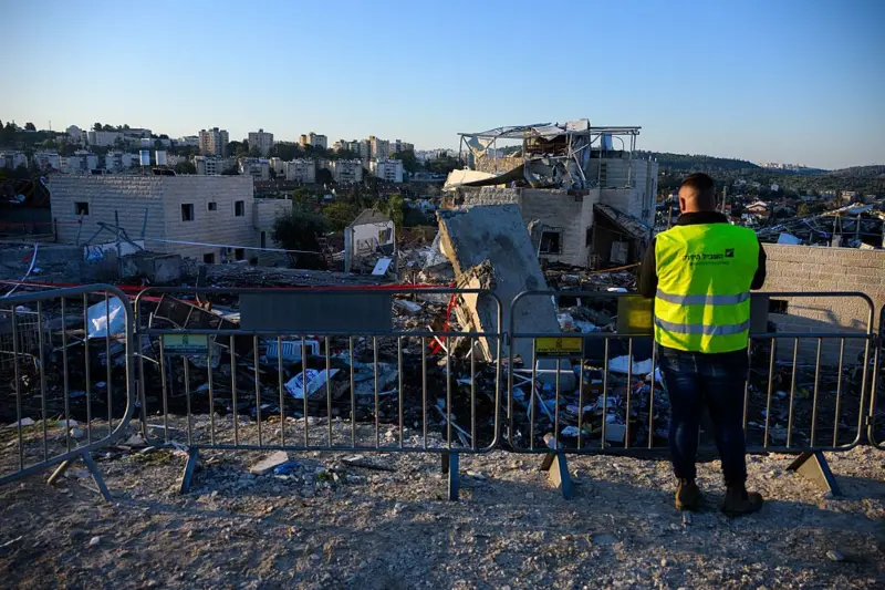 کویت میں متعدد امریکی جنگی طیارے گِر کر تباہ، ایران کا امریکہ سے مذاکرات سے انکار