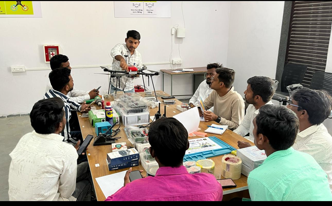 سیلاب سے متاثرہ علاقوں کے نوجوانوں کے لیے جدید ڈرون پائلٹ تربیت کاآغاز