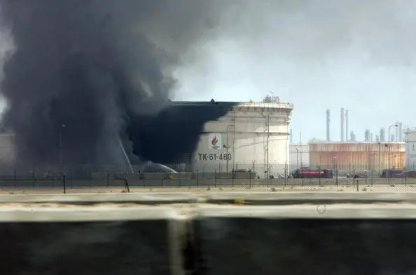 ایران کا کویت کی منا الاحمدی آئل ریفائنری پر تیسری بار حملہ، امریکی فوج کے چیف آف سٹاف جنرل رینڈی جارج عہدے سے ریٹائر