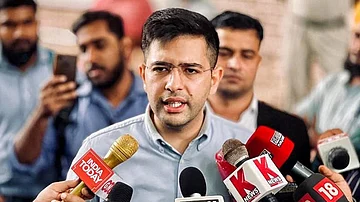 ’عآپ کے دو تہائی راجیہ سبھا اراکین بی جے پی میں ہوں گے شامل‘، راگھو چڈھا نے عآپ سے ناطہ توڑنے کا کیا اعلان