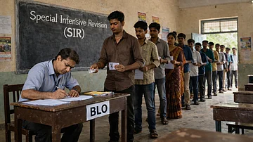 اتر پردیش میں ایس آئی آر کے بعد حتمی ووٹر لسٹ جاری، 2.05 کروڑ ووٹرس کے نام حذف