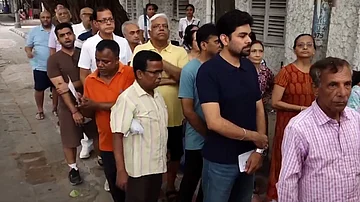 مغربی بنگال اسمبلی انتخاب: بنگال میں دورے مرحلہ میں 5 بجے تک 89.99 فیصد پولنگ ریکارڈ