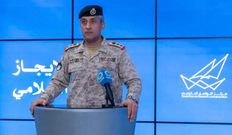 کویت پر ایرانی حملے میں کم از کم 63 افراد، بشمول ایئرپورٹ کا عملہ اور مسافر، زخمی