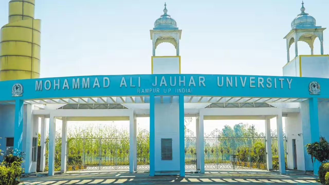 رام پور میں واقع جوہر یونیورسٹی کے 38 عمارتوں کے انہدام پر عبوری روک
