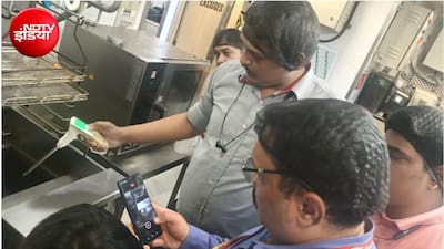 آن لائن آرڈر کیے گئے چکن میں خرابی کا الزام، KFC آؤٹ لیٹ پر فوڈ سیفٹی محکمہ کی اچانک کارروائی