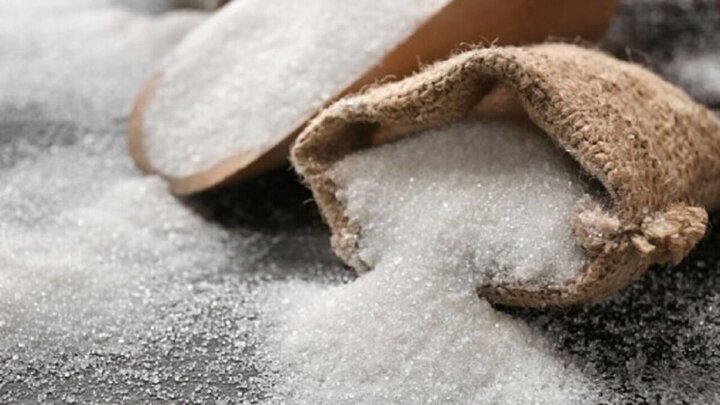 شکر کی قیمتوں میں زبردست اضافہ، 50 سے 52 روپے کلو والی شکر 75 سے 80 روپے تک پہنچی؛ مٹھائی کے دام بڑھنے کا امکان