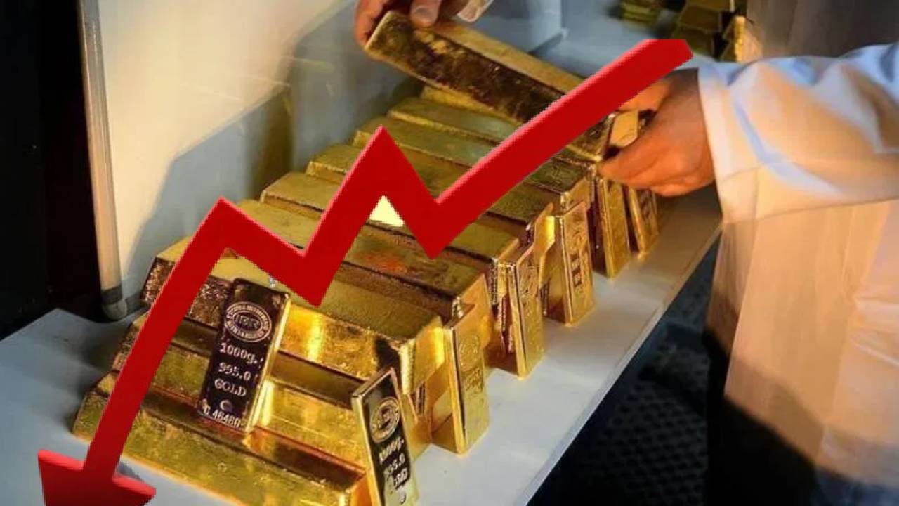 سونے کی قیمت میں پھر کمی! آج 10 گرام کے لیے کیا ہے نیا ریٹ؟