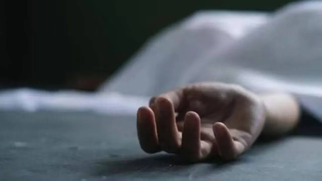 گنیش وسرجن کے بعد منڈپ میں سوئے 8 افراد پر بجلی کا تار گرا، 4 کی موقع پر موت