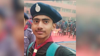 دہلی کے سرکاری اسکول میں جوتوں کو لے کر تنازع، 12ویں جماعت کے طالب علم کا چاقو گھونپ کر قتل